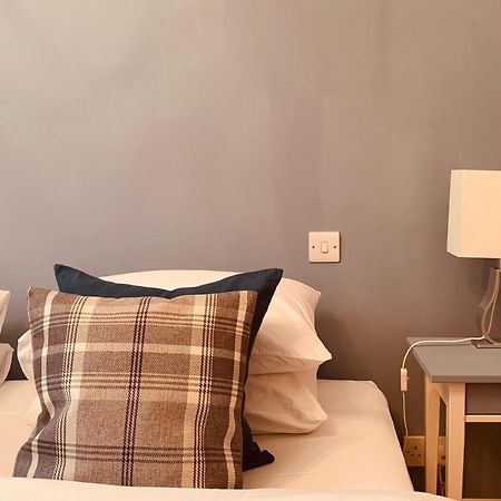 The Royal Mile Residence By Reserve Apartments Edinburgh Luaran gambar