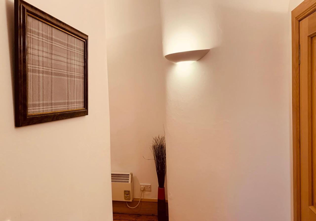 The Royal Mile Residence By Reserve Apartments Edinburgh Luaran gambar