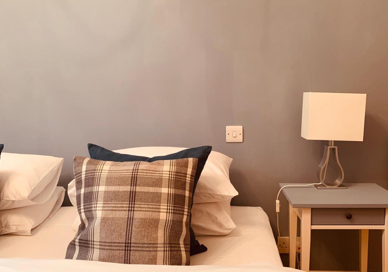 The Royal Mile Residence By Reserve Apartments Edinburgh Luaran gambar